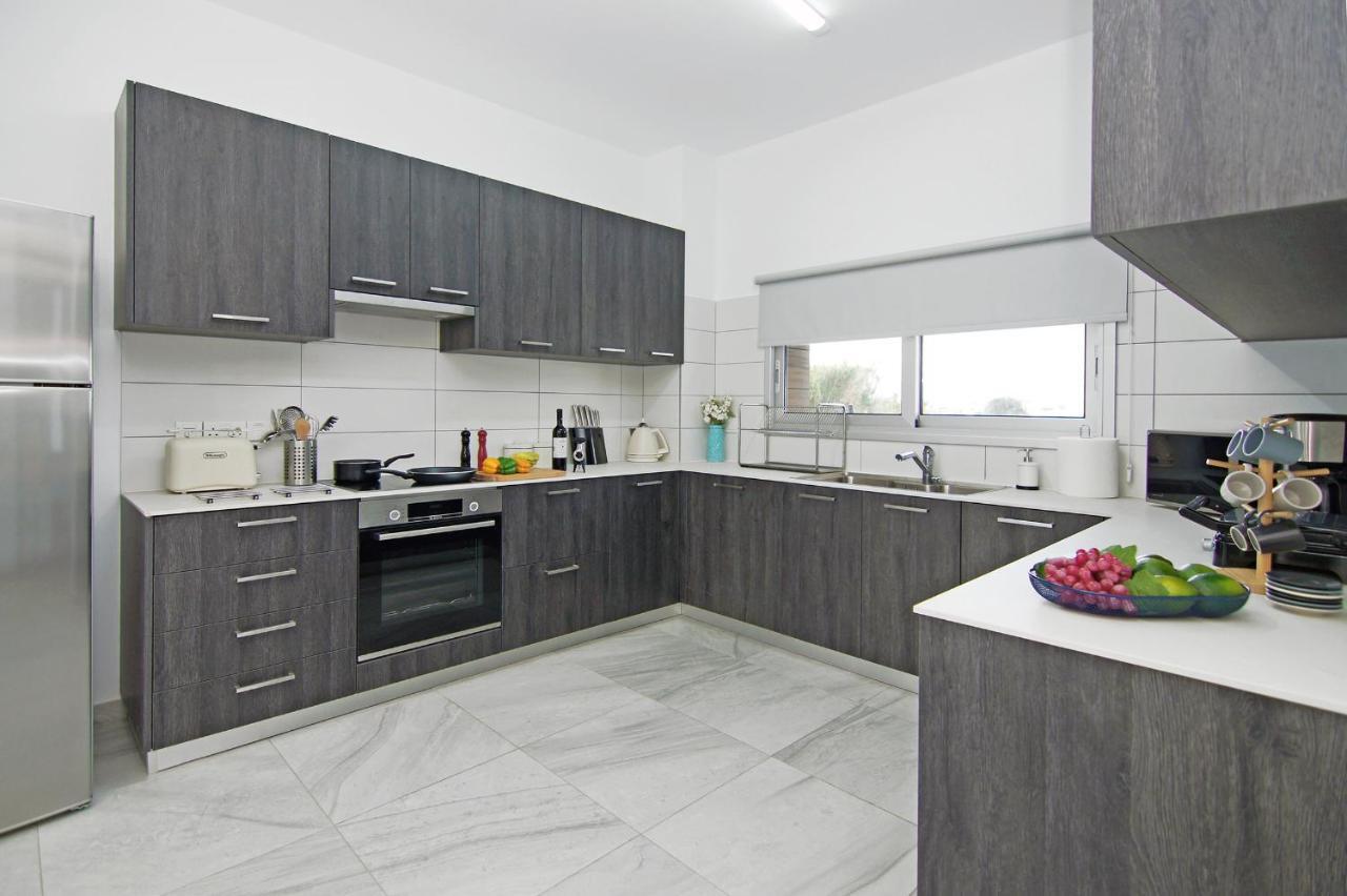 Villa Thea Athena Протарас Экстерьер фото